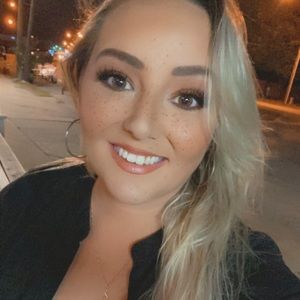 Meet your Posher, Tina